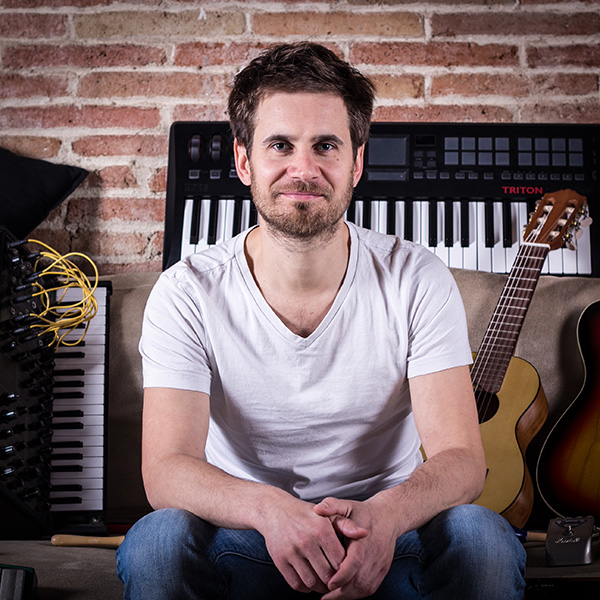 Film music composer, sound designer, Barcelona - Thomas Aussenac Film music composer, sound designer, Barcelona - Thomas Aussenac